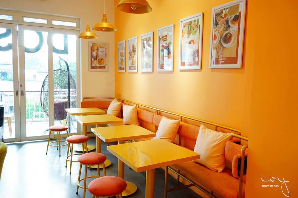 胡志明市景點咖啡公寓，文青又浮誇系的DOSH咖啡廳!