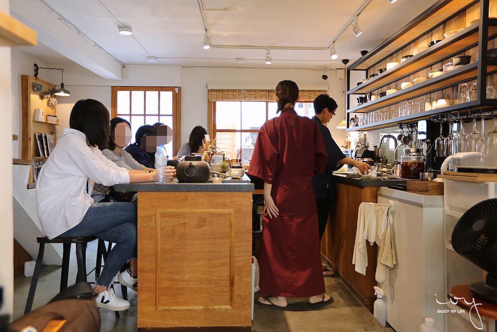 台中勤美誠品旁的職人手作抹茶與甜點，TokuToku-matcha&coffee|