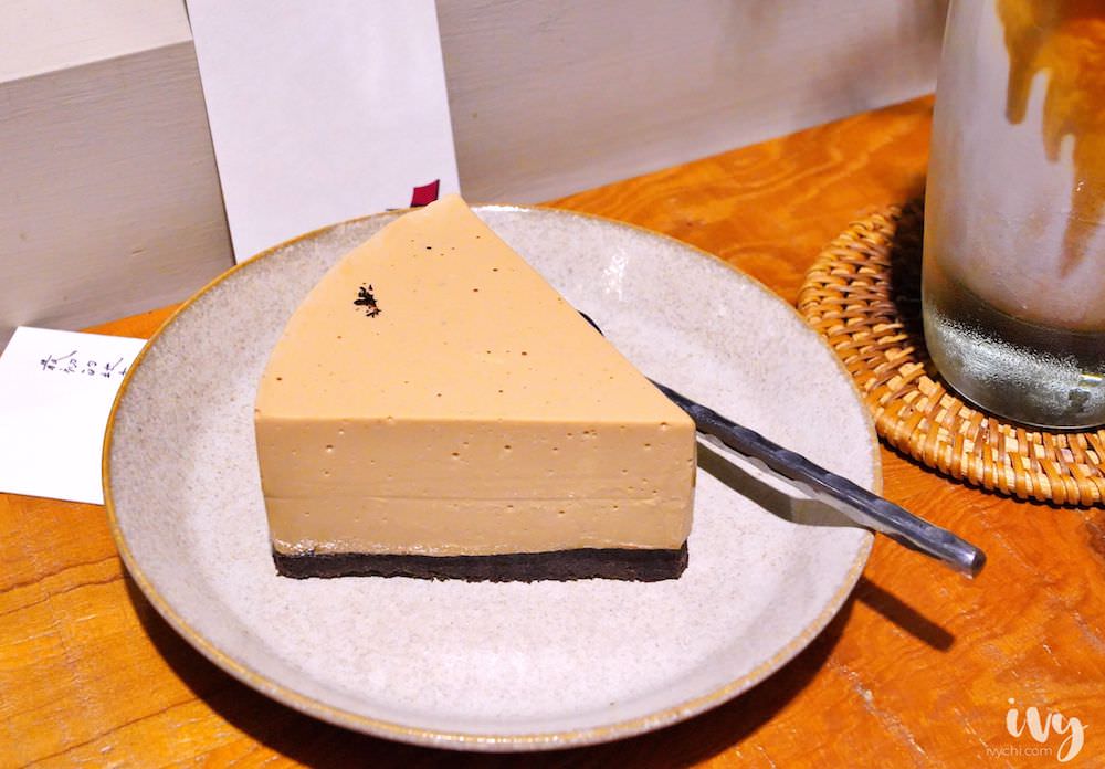 自己的房間 台南中西區不限時咖啡廳，赤崁樓美食，記得來份生乳酪蛋糕