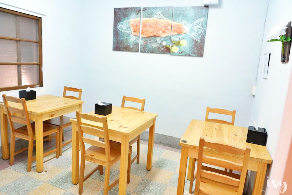 安羽軒食堂 台中北區美食，平價丼飯的邪惡起司豬排，白飯、小菜、飲料、蝦餅吃到飽