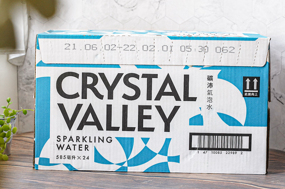 氣泡水推薦！金車礦沛氣泡水Crystal Valley，清新口感、細緻氣泡，金車線上購直送到府，還有專屬優惠哦～