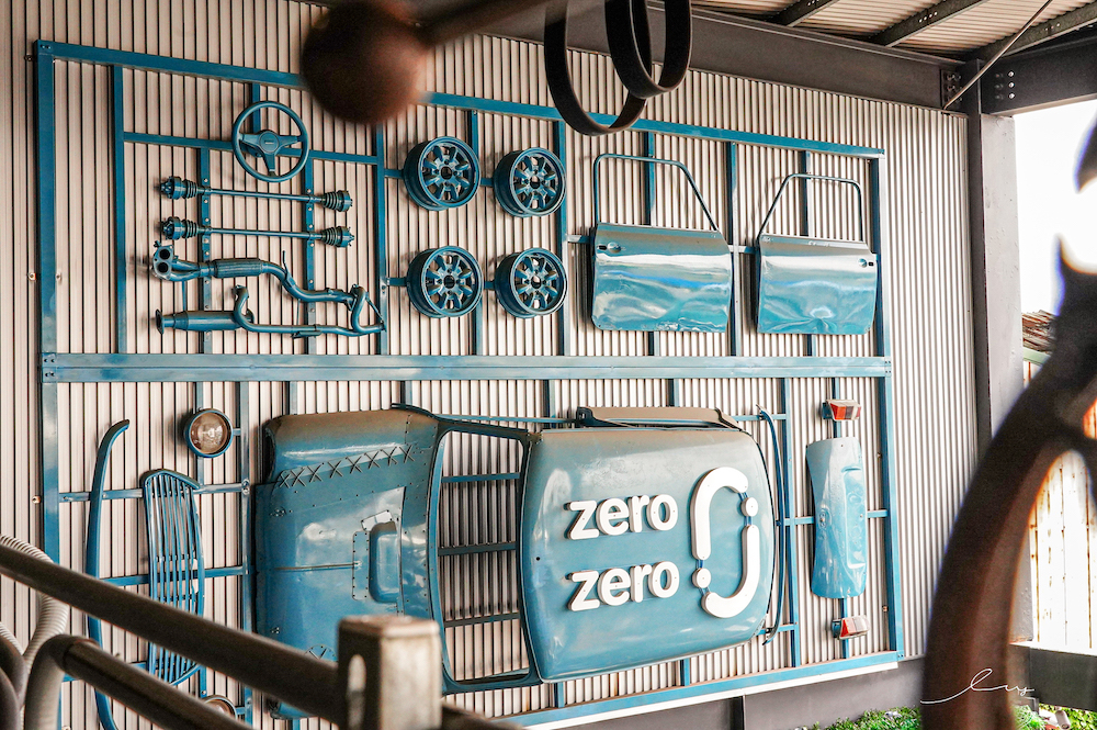 zero zero拆車夢工廠 |台南必去拍照景點，結合親子觀光工廠、廢車場，打造成科幻電影的探險世界！