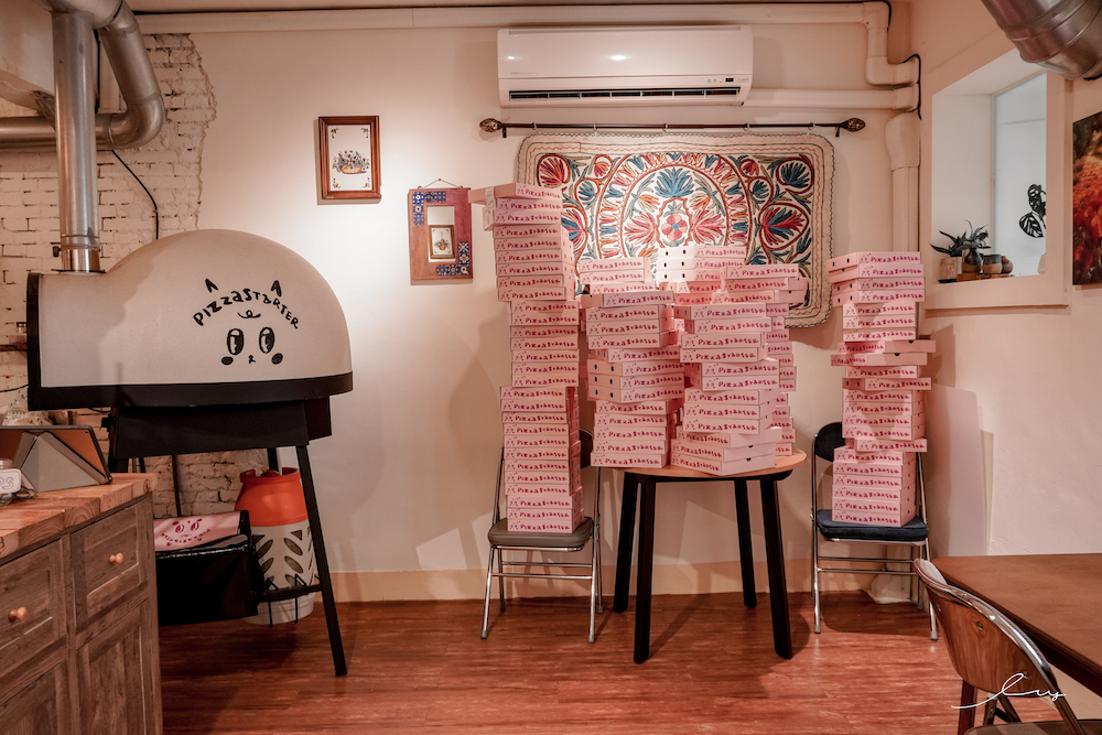 有種 PIZZA STARTER |台中超萌披薩推薦，吃得到酥脆現烤的窯烤披薩，搭配粉色貓咪外盒超療癒！