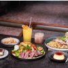 入厝Entry Coffee & Bistro |台中火車站早午餐推薦，白天享受咖啡、早午餐，夜晚搖身變為餐酒館的工業風老宅！