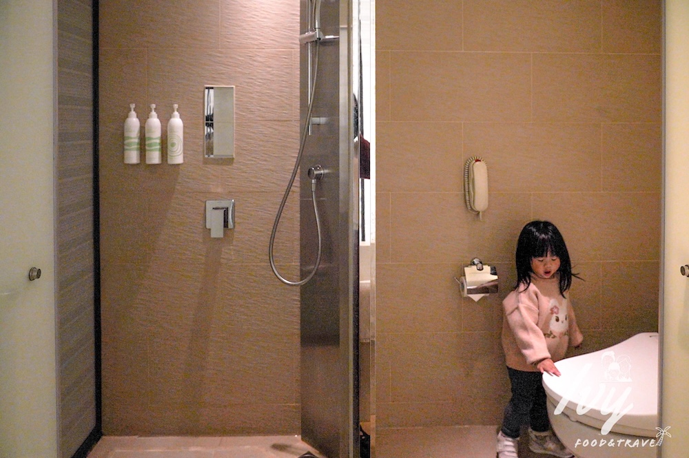 20250624220016 0 33797d