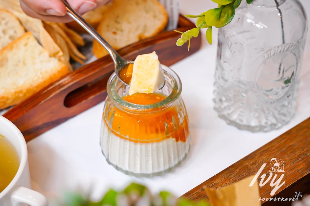 綠萼159 |台中北屯寵物餐廳,儀式感滿分的南法料理,還能餵食摸萌兔! 20250715094524 0 cc0eec