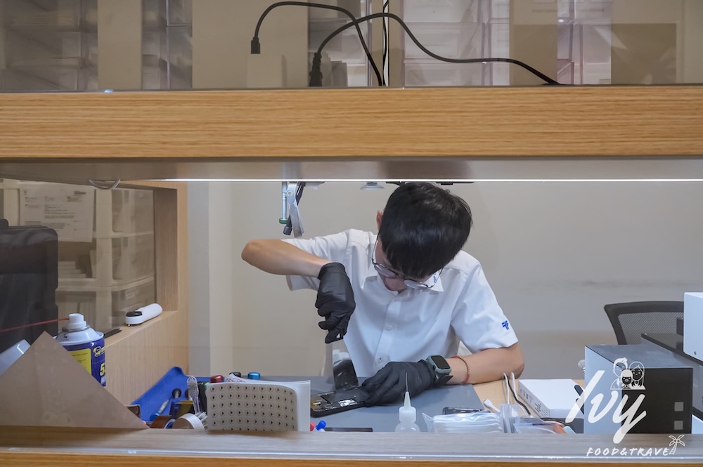 鼎威維修 |台中iPhone換電池推薦專家,Apple原廠認證零件,維修過程全程錄影、售後完善超放心! 20250801232241 0 3cb880