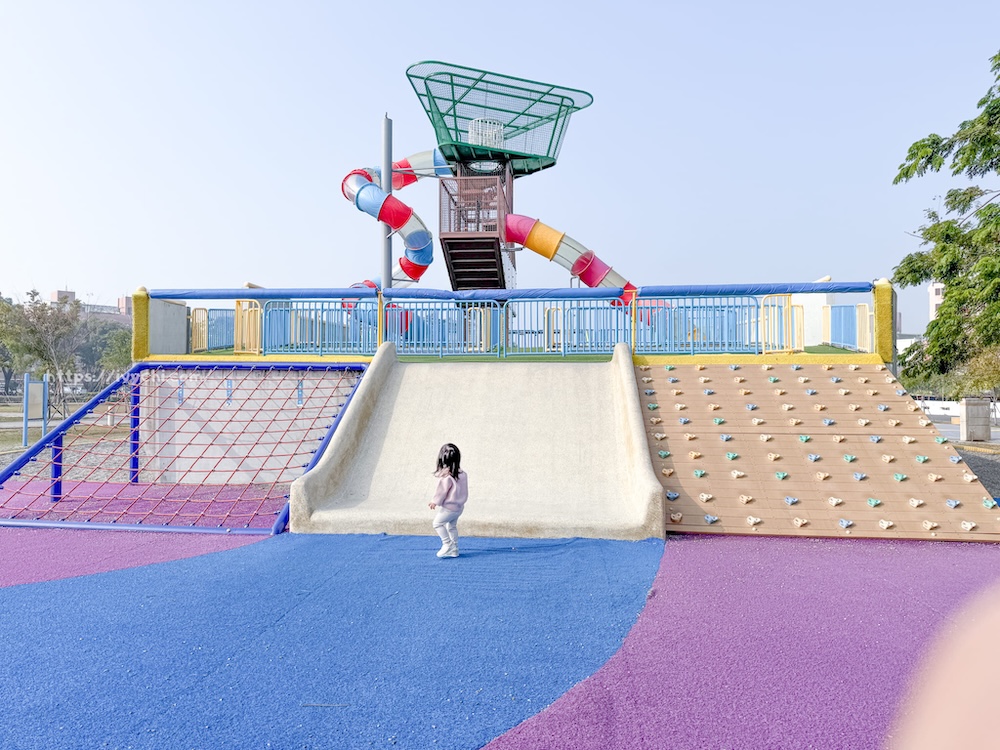 20250806124700 0 c4d401