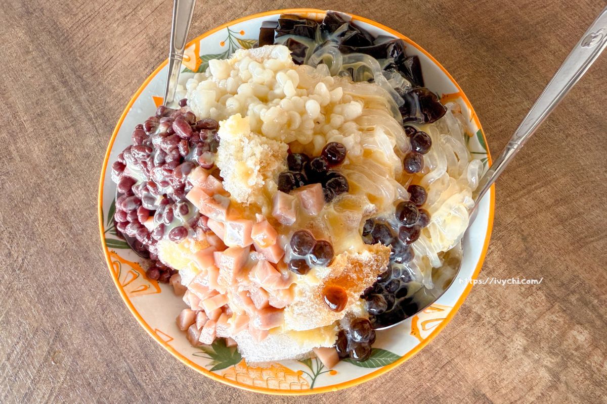 春姐冰果室 |民雄隱藏版冰店，綜合冰五種配料只要50元，每個都裝好裝滿，超佛心!