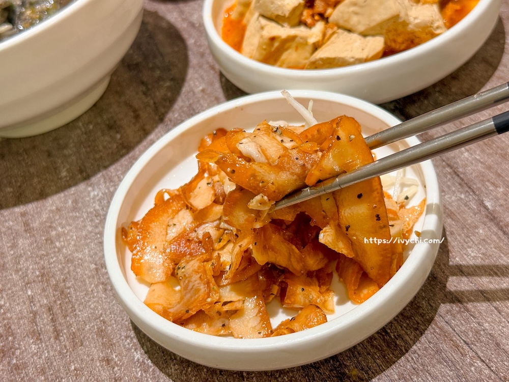 麵由辛生|南屯萬和宮美食,2千多則4.7高評價台中麵店,滿足嗜辣者的愛好! 20250822122705 0 dab272