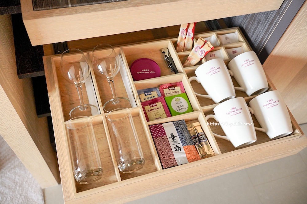 20250913215805 0 f77e48