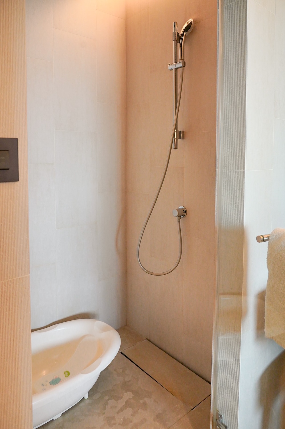 20250913215807 0 a64309