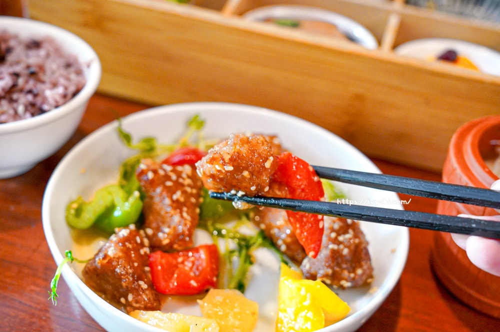 20250915120414 0 8bb7e8