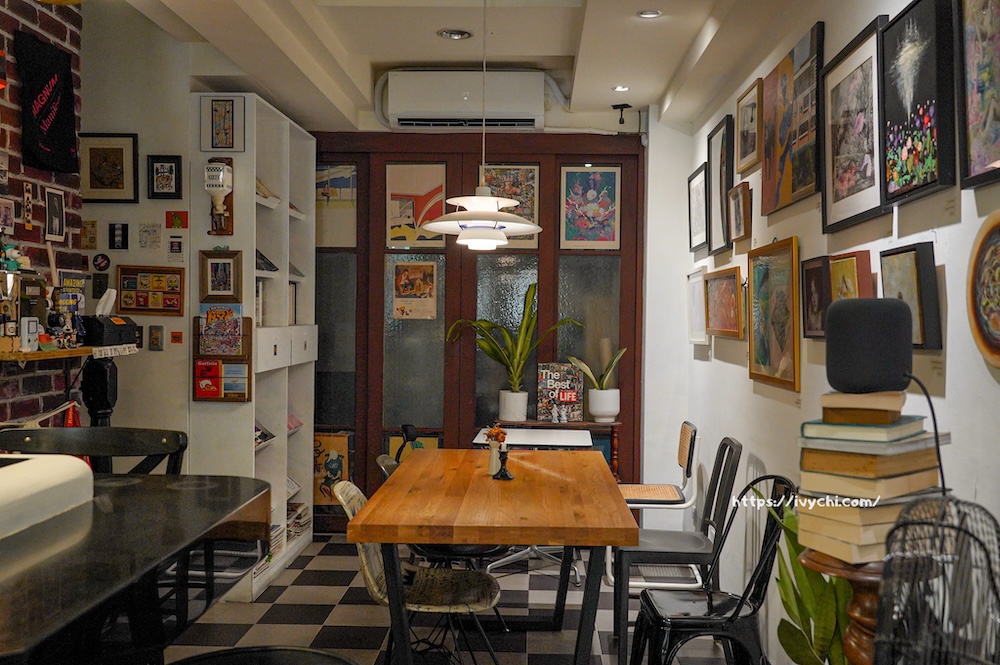 ART BAR |台中南區咖啡廳推薦,油畫吐司與紐約美式咖啡的不同體驗! 20251002222414 0 5f92d2