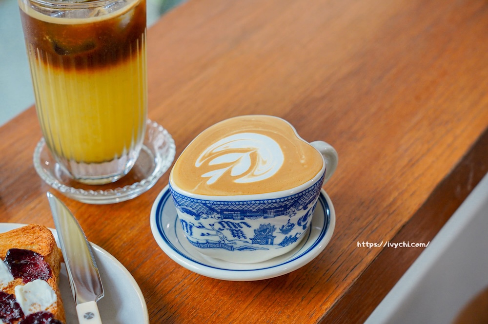 ART BAR |台中南區咖啡廳推薦,油畫吐司與紐約美式咖啡的不同體驗! 20251002222422 0 453046