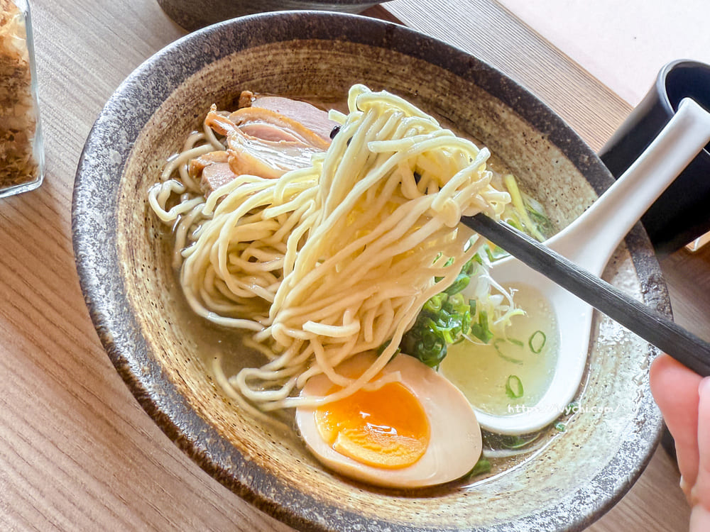 麵屋秋鳴 |台中拉麵推薦,鴨湯拉麵好吃價格又佛心,190元起免費續麵一次,CP值爆棚! 20251020112039 0 2db96a