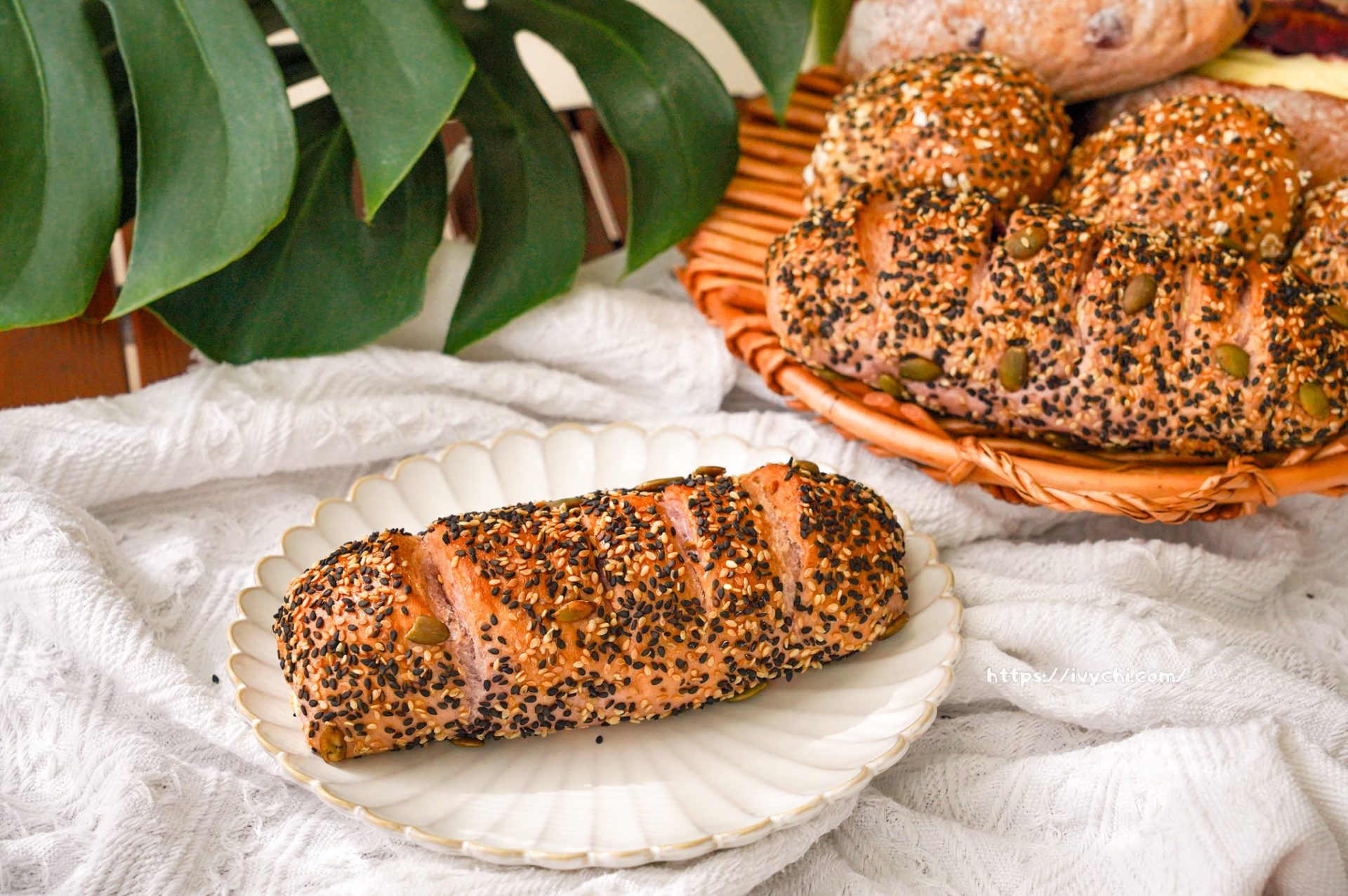 麥仕佳台中旅順店 |台中首間粉色門市夢幻開幕,免費三明治+超萌娃娃+新品麵包搶先看! 20251031092954 0 28a32e