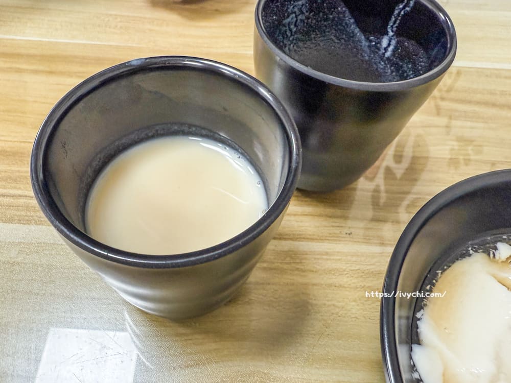 一家牛肉麵店 |梧棲麵店推薦,被牛肉麵耽誤的豆花!手工豆漿豆花免費吃到飽,CP值爆棚! 20251113151647 0 172bca