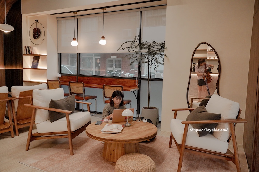 20251113222005 0 e85313