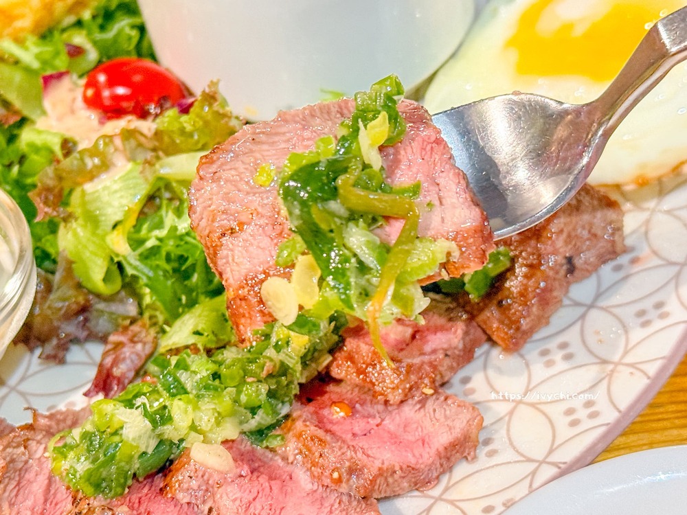 春三朝午 |台中西屯早午餐推薦,瀑布茶歐蕾、義大利麵+整隻玉米超浮誇! 20251114110143 0 a99801