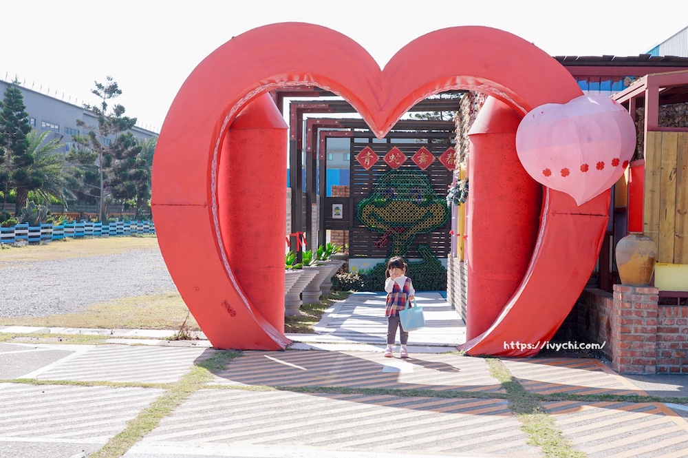 緞帶王觀光工廠 |彰化免門票親子景點推薦,上萬種緞帶秘密基地,還有DIY手作+免費染色體驗一次玩! 20251124223941 0 d73ba3