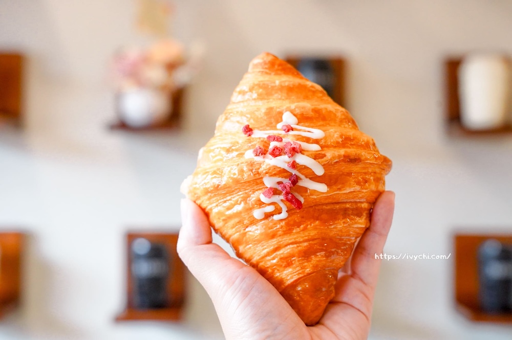 Bestie 貝偲緹手作烘焙 |台中沙鹿咖啡廳新地標!必點可頌、仿真甜點、開心果奶霜 20251201095241 0 b24361