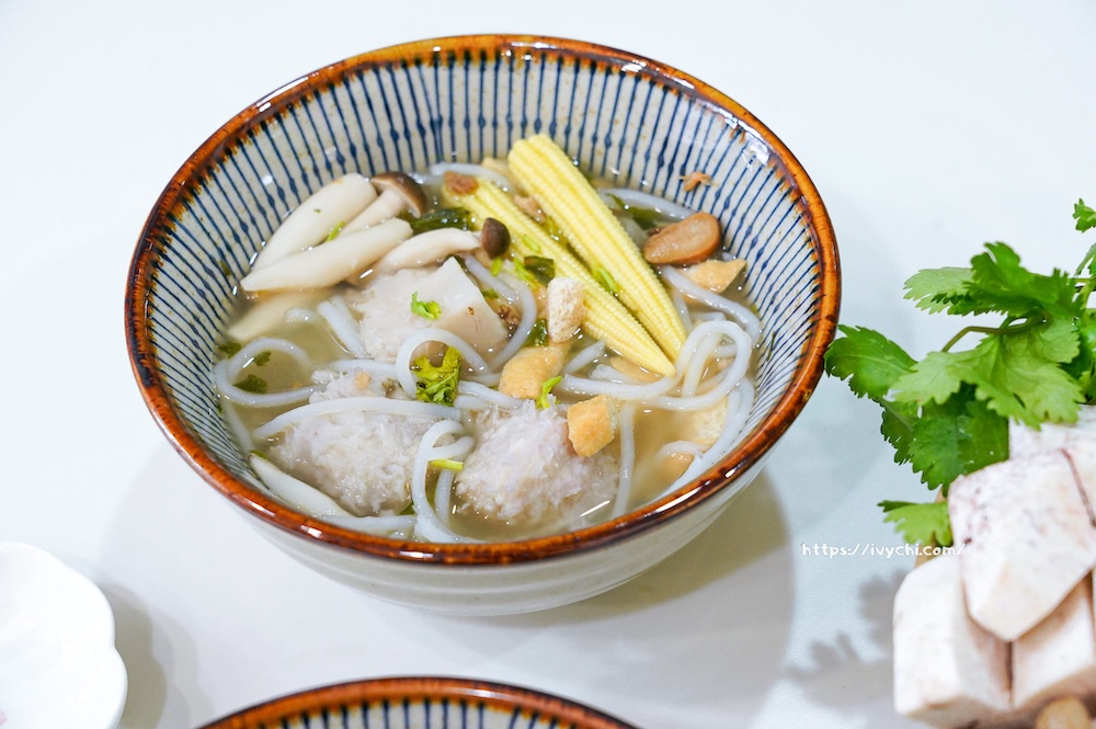 【愛上新鮮X吳秉承】台式芋頭炊粉湯,芋頭控必收,秒殺飢餓的懶人冷凍料理包! 20251221232518 0 c0ab58