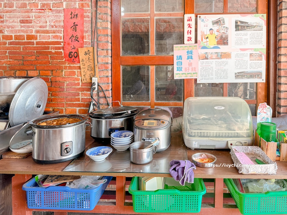 石安牛肉麵 |高雄石安美食,老屋懷舊風情,牛肉麵、古早味排骨麵、滷味都不賴~ 20260129091851 0 b1efb0