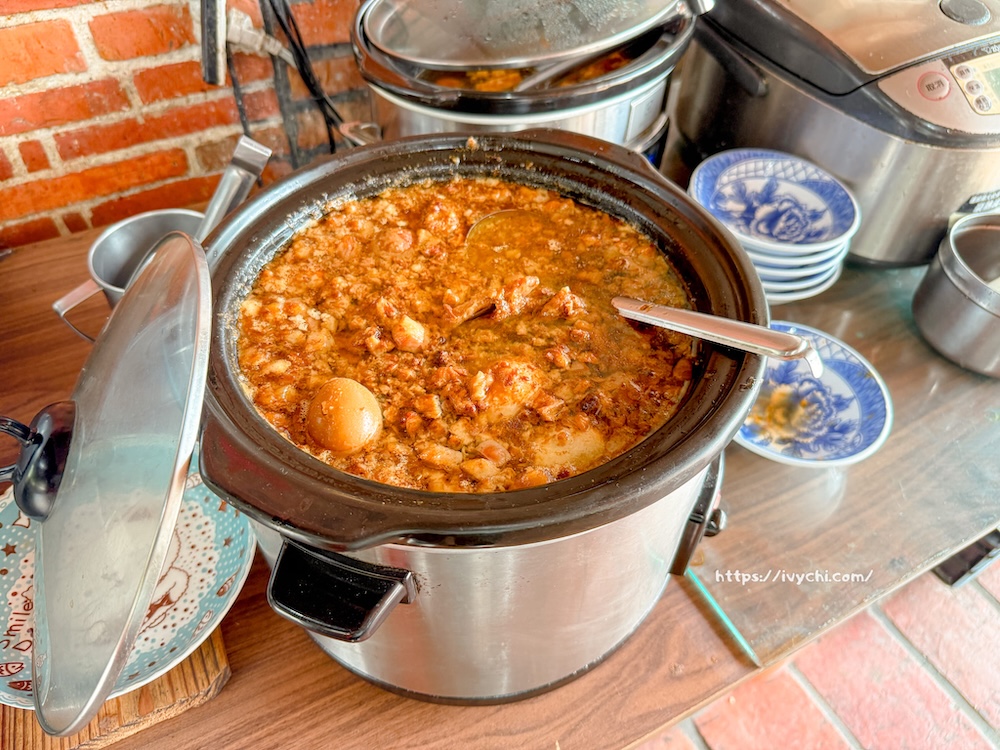 石安牛肉麵 |高雄石安美食,老屋懷舊風情,牛肉麵、古早味排骨麵、滷味都不賴~ 20260129092134 0 cbb133