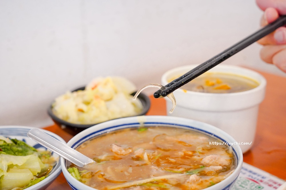 王爺王肉羹 |台中水湳中央公園美食,老饕帶路一碗入魂的魚翅肉羹、滷肉飯 20260131234736 0 f264f4
