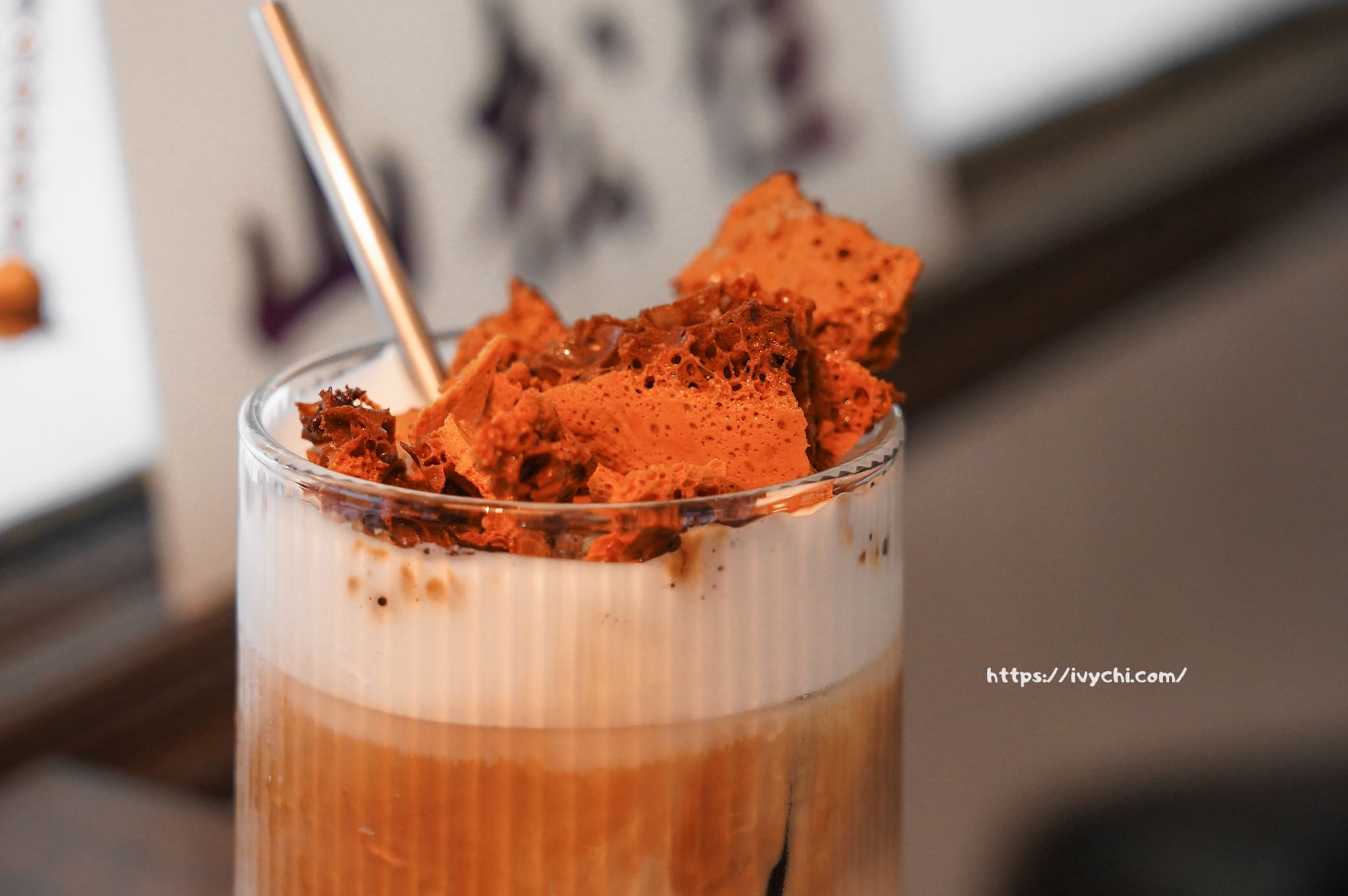 Mamonaku Cafe |台中火車站咖啡廳,正港自強號車廂改造,鐵道迷與咖啡控必訪的東區美食! 20260214220355 0 b1d059