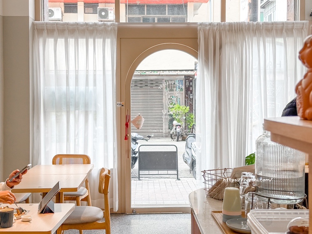 20260326221815 0 ffcdcf