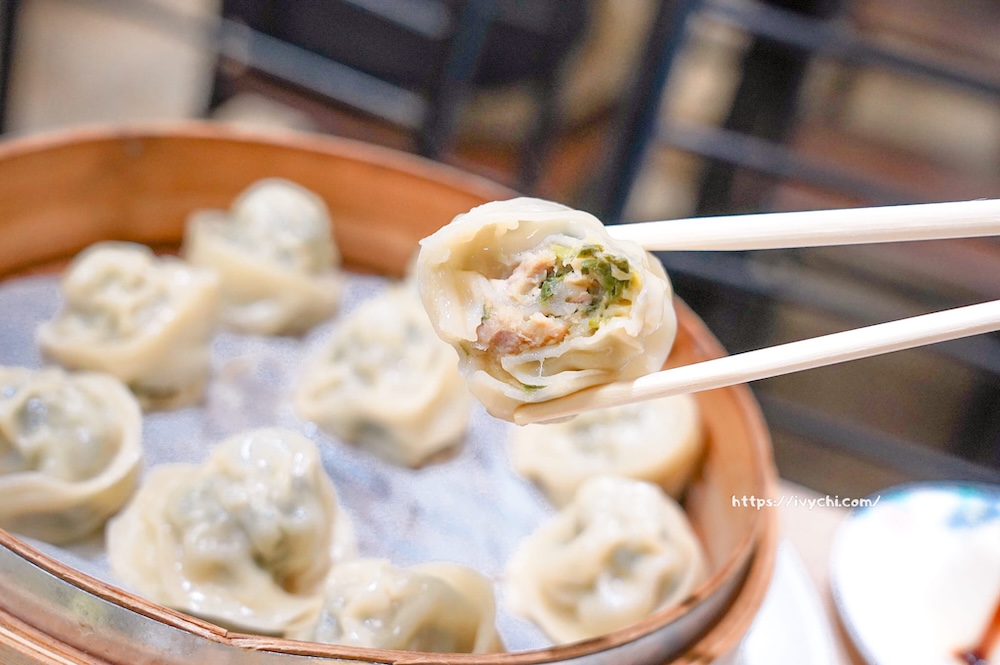 南投梅園餡餅粥 |中興新村老饕推薦排隊美食,餡餅、蒸餃、小米粥,每口都銷魂! 20260408115106 0 a88357