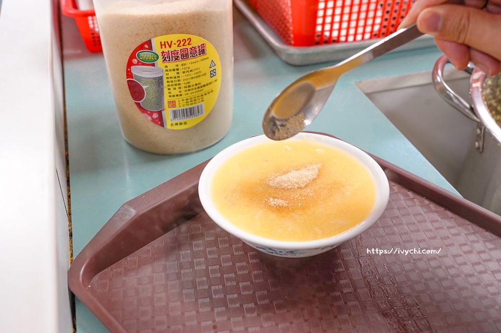 南投梅園餡餅粥 |中興新村老饕推薦排隊美食,餡餅、蒸餃、小米粥,每口都銷魂! 20260408115246 0 3dc415