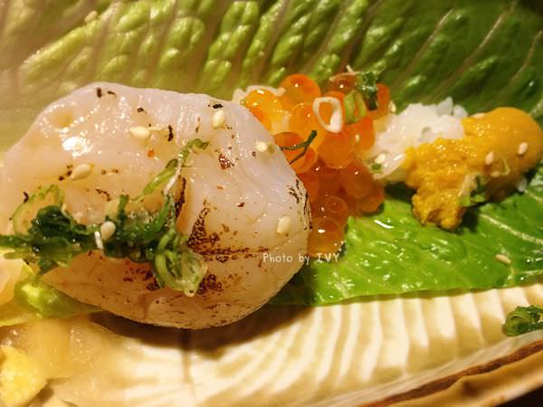 桀壽司 海之幸蘿蔓舟 馬糞海膽+干貝+鮭魚卵